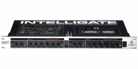 Behringer XR2000 - 2- . 